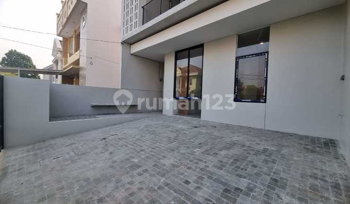 Comfortable and Nice New Affordable Split-Level House in Selin 2