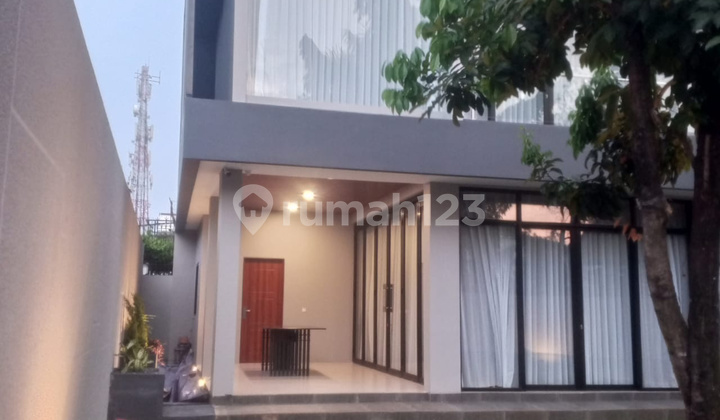 Strategic Affordable New House in BSD Taman Edelweis