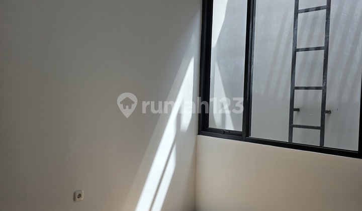 Rumah Minimalis Pusat Kota Yg Asri 2