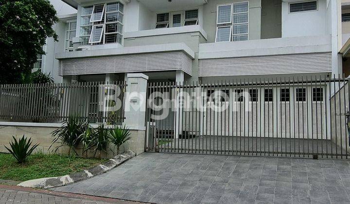 RUMAH SIAP HUNI DAN TERAWAT DI PURI GALAXY SURABAYA 1