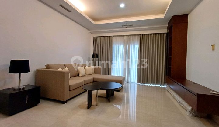 For Rent $2400 (3br) Capital Residence High Floor 2