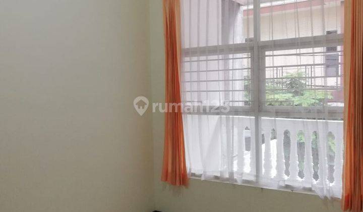 RUMAH SIAP HUNI,KONDISI BAIK TERAWAT,SHM 2