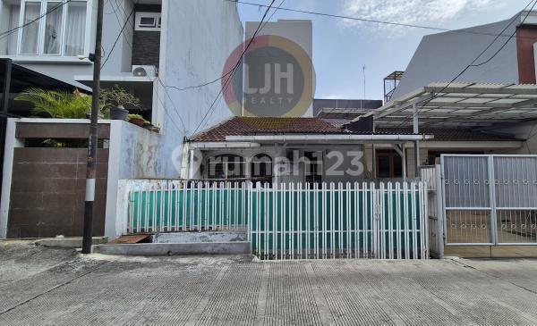 House for Rent in Gading Indah Utara Kelapa Gading North Jakarta Affordable Price House for Rent in Gading Indah Utara Kelapa Gading North Jakarta Affordable Price