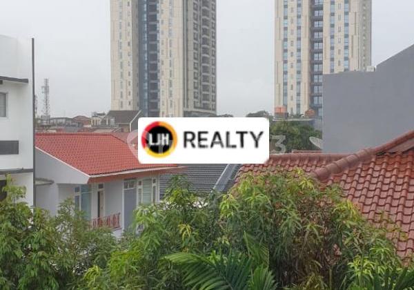 Rumah Desain Minimalis di Taman Ratu Jakarta Barat  2