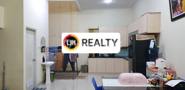 RUMAH FULL FURNISHED DI JANUR ASRI AREA KELAPA GADING JAKARTA UTARA
