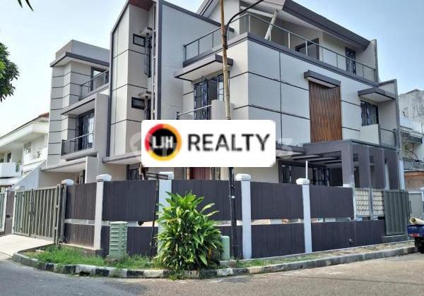 RUMAH MEWAH BRAND NEW DI TAMAN PERMATA BUANA JAKARTA BARAT 1