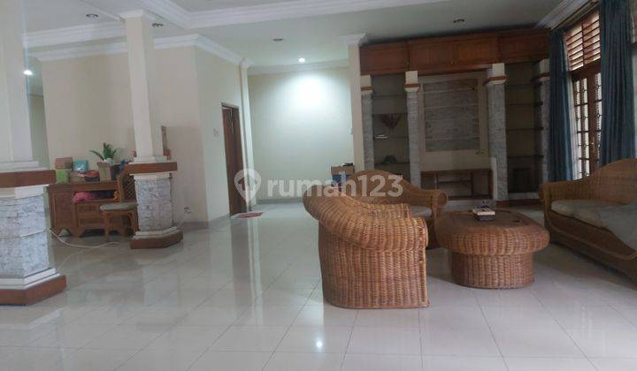 Rumah Lokasi Strategis Dekat Trans TV  Mampang Area jl. Mampang Prapatan II 2