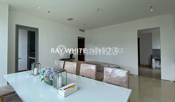 Dijual Apartemen 2 lantai di Senopati Suite 2