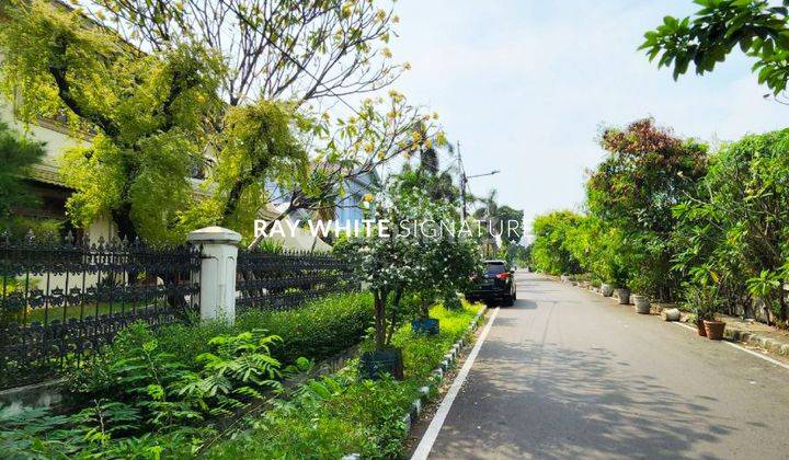 Dijual Rumah Strategis, Jl. Cempaka Putih Tengah 33 2