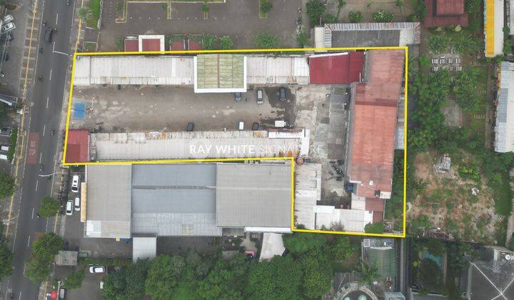 Rumah Komersil & Strategis, Jl. Kemang Raya 2