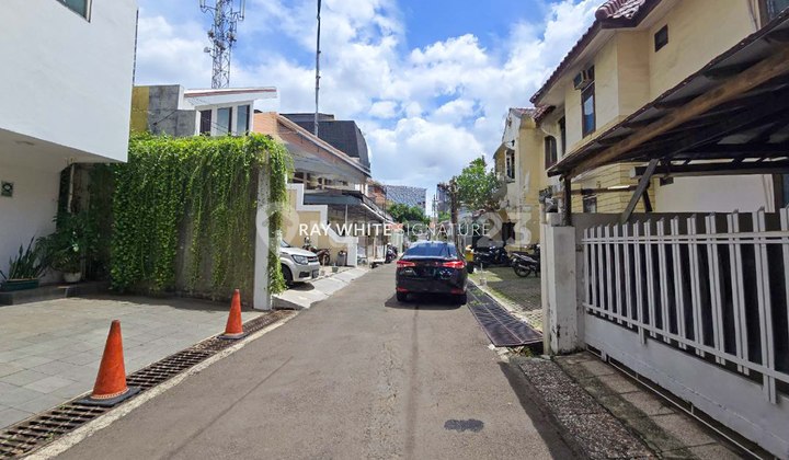 Rumah Lama Cocok Untuk Kost di Jl Setiabudi Gang 3 Dekat Perkantoran 2