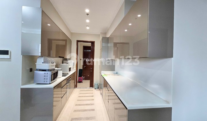 Apartemen District 8 Infinity Tower Unfurnished di SCBD 2