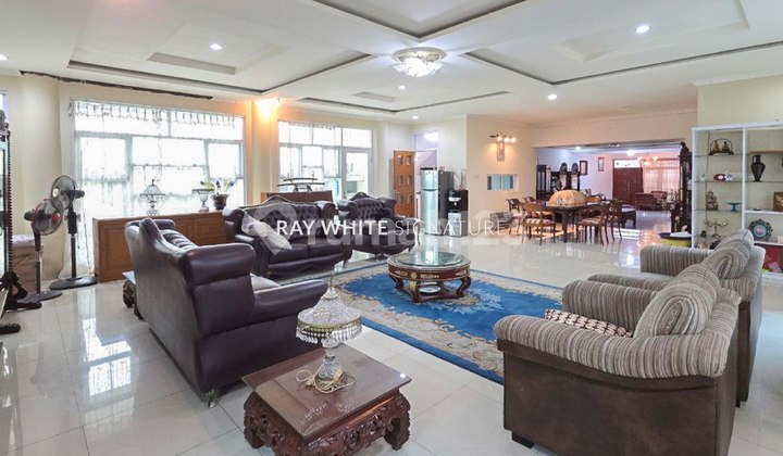 Rumah Lama Terawat Layak Huni di Jl Indojati Tanah Kusir 2