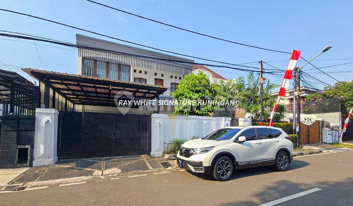 2-Story House for Rent on Jirebon Menteng Wide Road