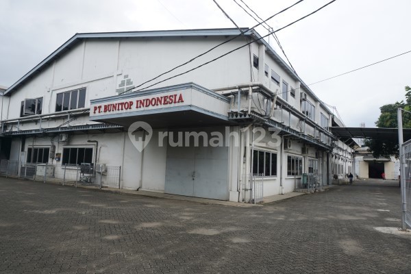 Pabrik Ex-Garment atau Gudang TERBAIK Di Tangerang Selatan