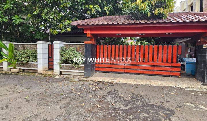 Rumah Strategis Jl. Anggrek, TB. Simatupang 1