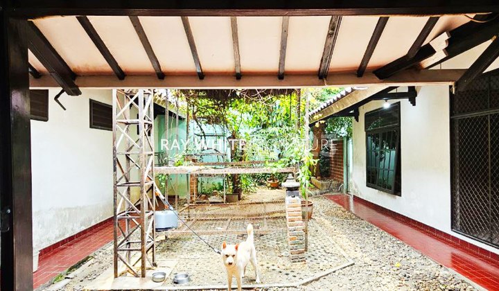 Dijual Rumah Strategis Kebayoran Baru, Jl. Lamandau Raya 2