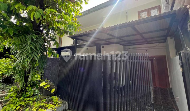 Rumah Terawat di Jl Kerinci VIII Lokasi Strategis Area Tenang