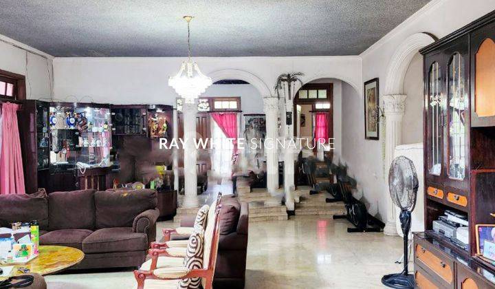 Dijual Rumah Strategis, Jl. Cempaka Putih Tengah 33 2