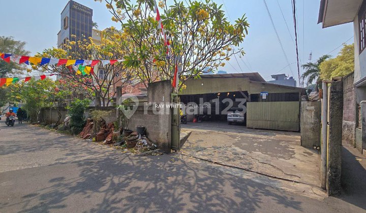 Dijual Lahan Rumah Kos dan Bangunan Lain di Jl Blumbang Karet Kuningan
