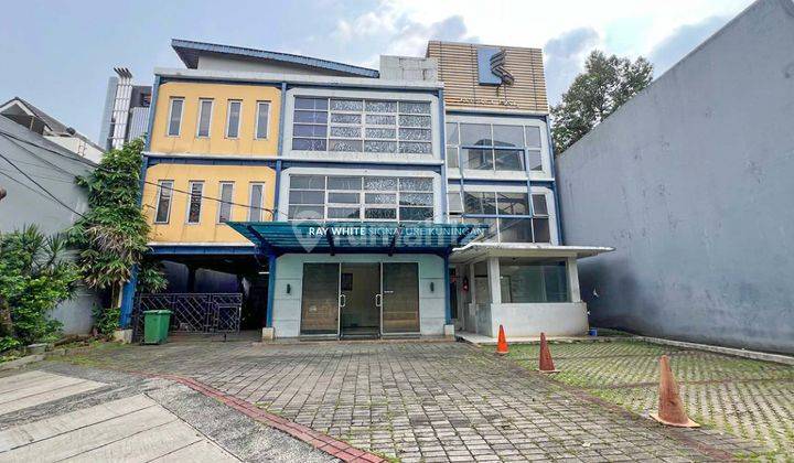 Kantor 3 Lantai di Jl Ubud Mega Kuningan Jakarta Selatan 1