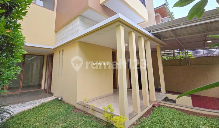 Rumah Town House Siap Huni 2 Lantai di Jl Bungur 18 Rumah Town House Siap Huni 2 Lantai di Jl Bungur 18