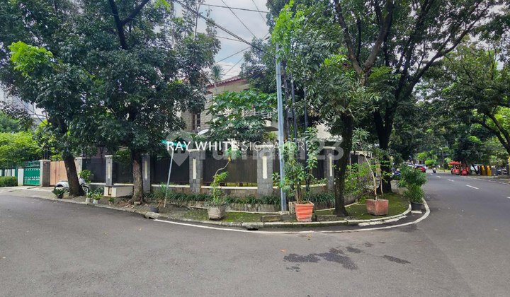 Asri House, Hook Position, Prime Location on Panglima Polim V Asri House, Hook Position, Prime Location on Panglima Polim V