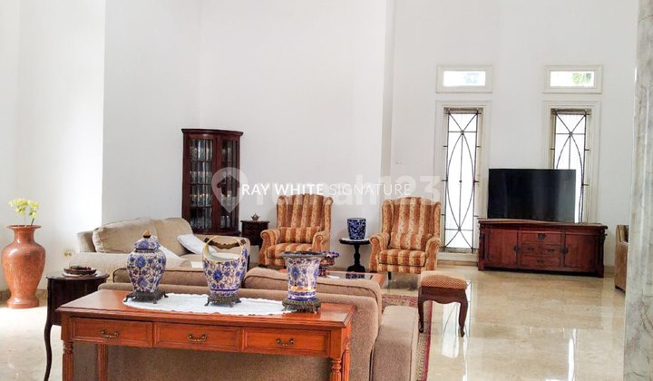 Decent house in Kebayoran Baru, Abdul Majid St. 2