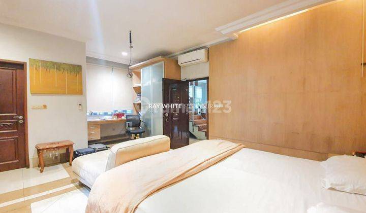 Rumah Mewah di Jl Pangeran Antasari Cocok Untuk Townhouse 2