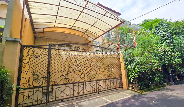 Rumah Mewah Posisi Hook Jl Denpasar II Lokasi Prime