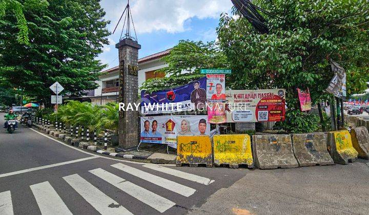 Rumah Zona Komersil di Jl. Abdullah Syafei Gudang Peluru 2