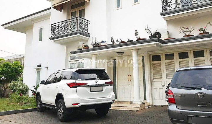 Decent house in Kebayoran Baru, Abdul Majid St.