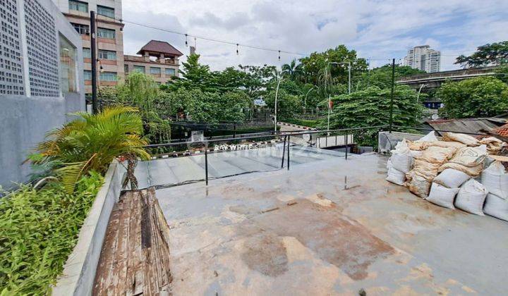 Tanah dan Resto / Cafe di Jl Nipah Raya Wijaya 2