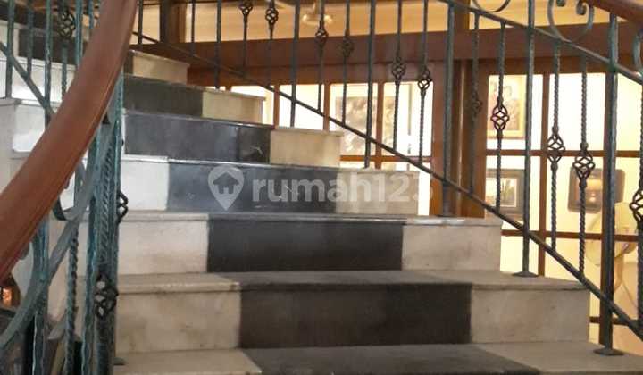Rumah di Jl.Tosiga Mulia Kemanggisan Kebun Jeruk Bagus 2 Lantai SHM