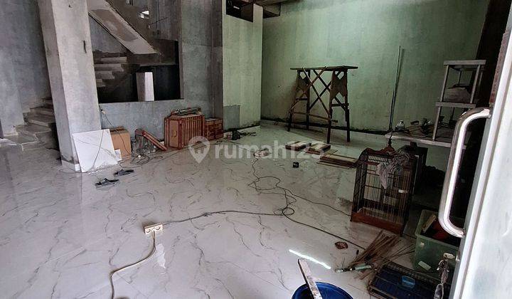 Rumah Bagus Di Jl.anggrek Neli Murni, Slipi 2