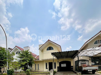 Nice House in Sutera Harmoni Alam Sutera South Tangerang