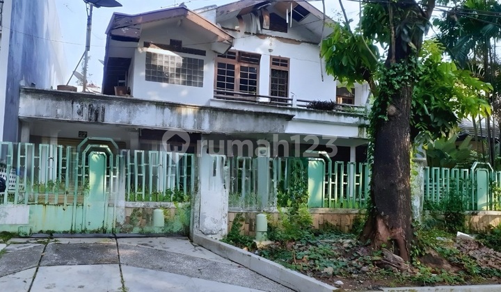 Prime Area Pondok Indah Hitung Tanah Saja