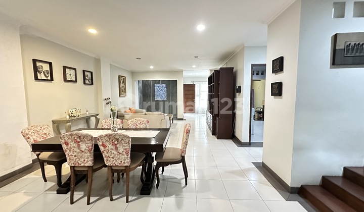 Rumah di Pondok Indah Full Furnish Bagus Terawat 2