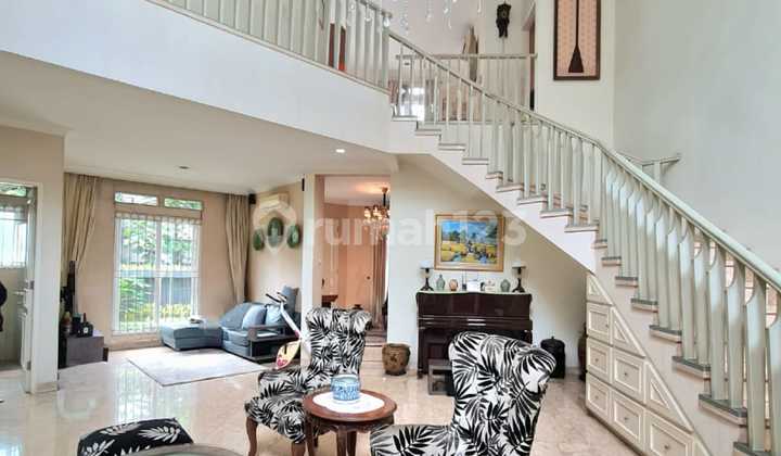 Rumah Cantik Full Marmer 2 Lantai di Kebayoran Lama Rumah Cantik Full Marmer 2 Lantai di Kebayoran Lama