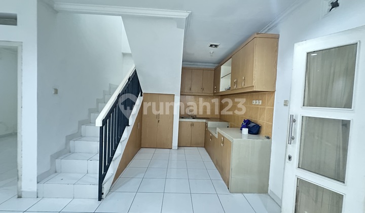 Rumah Pondok Indah Bagus Siap Huni Terawat