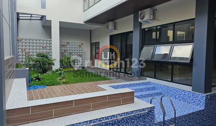 Rumah Mewah di Puri Arga Golf 1