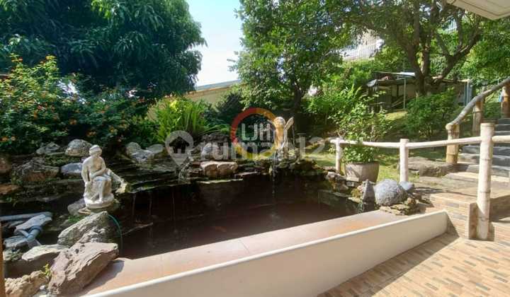 Rumah Mewah di Bukit Sari 2