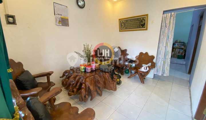 Ready-to-Occupy House in Semeru Raya 1