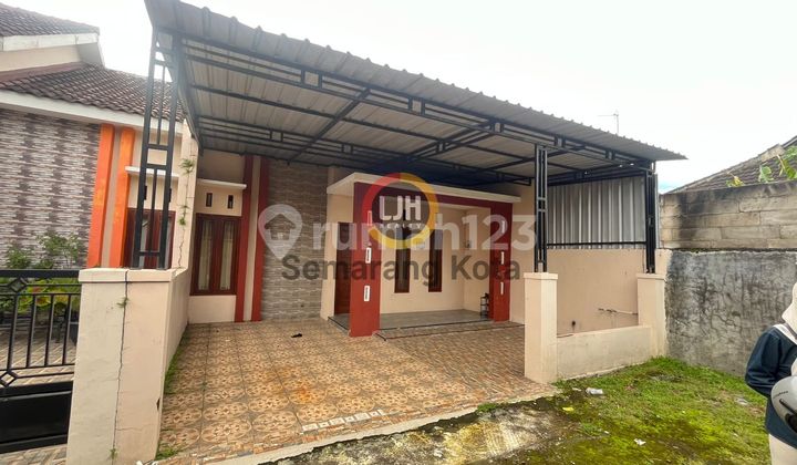 Rumah di Daerah Pecing, Sragen Tengah Rumah di Daerah Pecing, Sragen Tengah
