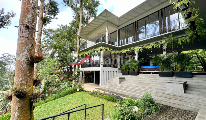 Brand New Modern Villa within a Gated Community with Single Entrance System, Puncak Bogor