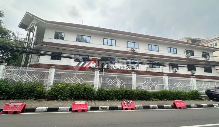 Dijual Gedung Mewah Harga Murah Di Area Menteng Jakarta Pusat 1