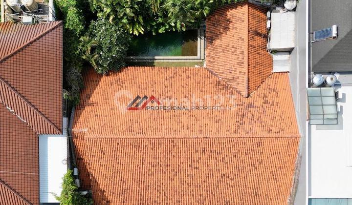 Attractive Price for a Spacious One-Story House in Kemang, South Jakarta 2