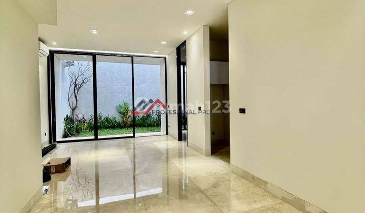 Brand New House Lokasi Strategis Dekat Ke Kemang Raya Jakarta Selatan  2