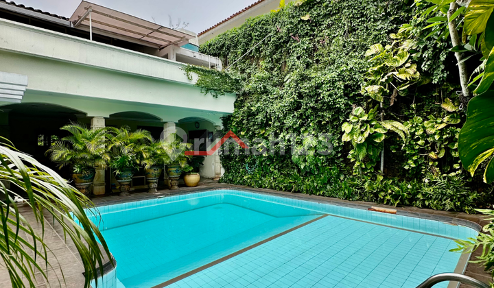 Beautiful Ready-to-Occupy House in a Quiet and Cool Environment, Kemang, South Jakarta