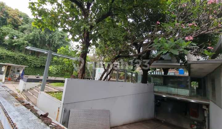Commercial Office Building Below NJOP Price In Kemang Raya, South Jakarta